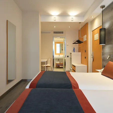 Hotel Catalonia Mikado 3*