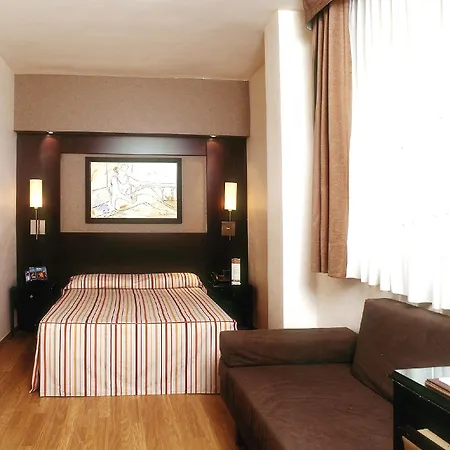 Hotell Catalonia Mikado