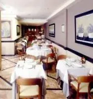 加泰罗尼亚米卡多酒店 3*