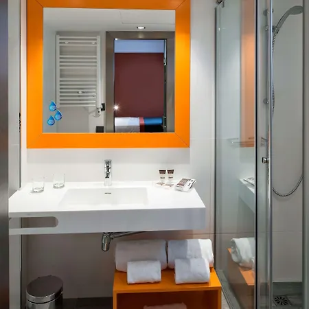 Otel Catalonia Mikado 3*